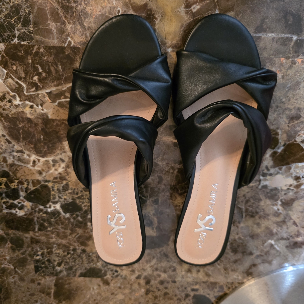 Yosi Samra (Roman) Black Mid-height Heeled Sandals.  Sz 7. ECU.